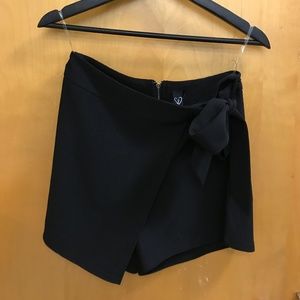 Black high waisted skort